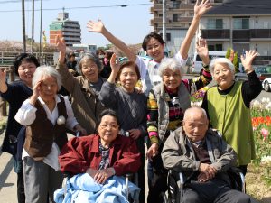 いきいきデイサービス　金山川へ　チューリップ1