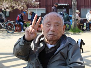 いきいきデイサービス 金山川へ チューリップ4