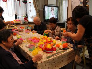 いきいきデイサービス　若松区　作品作り1