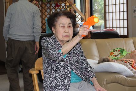 射的⑥