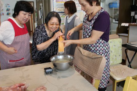 いきいき青葉台西デイ　おやつ　ところてん①