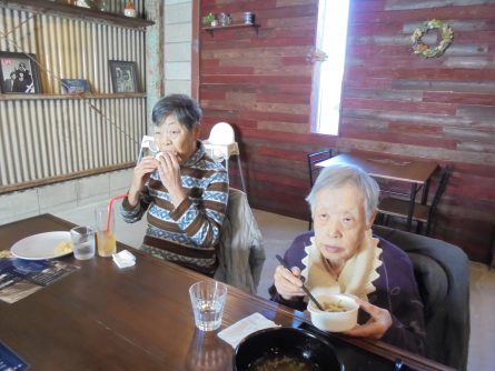 八幡西区山寺町 グループホームいきいき桜苑? ドライブ&外食4