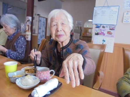 八幡西区東折尾町 グループホームいきいき良花居 日常の過ごし方4