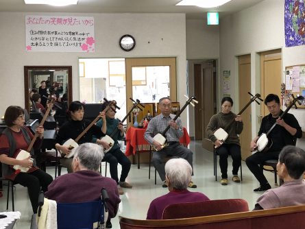 八幡西区山寺町　グループホームいきいき桜苑?　三味線演奏②