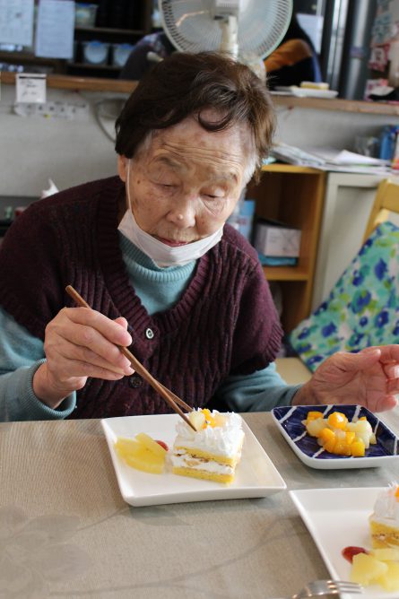 ひな祭りケーキ④