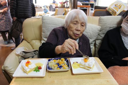 ひな祭りケーキ①