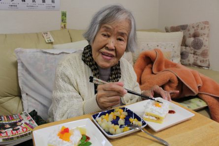 ひな祭りケーキ⑤