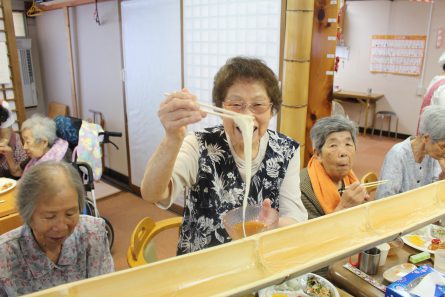流しそうめん①