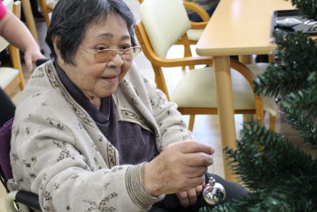・若松区・青葉台西・クリスマスツリー・介護・デイサービス
