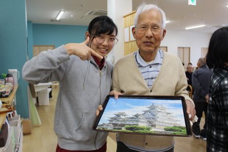 北九州市・若松区・青葉台西・クリスマス・パズル・介護・デイサービス・個別・生活リハ